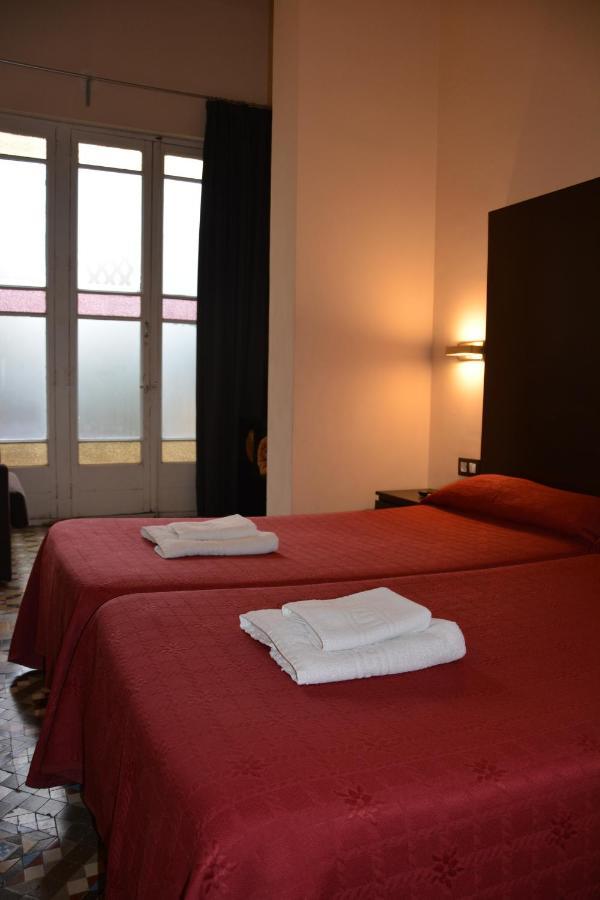 Center Gran Via Hotell Barcelona Exteriör bild