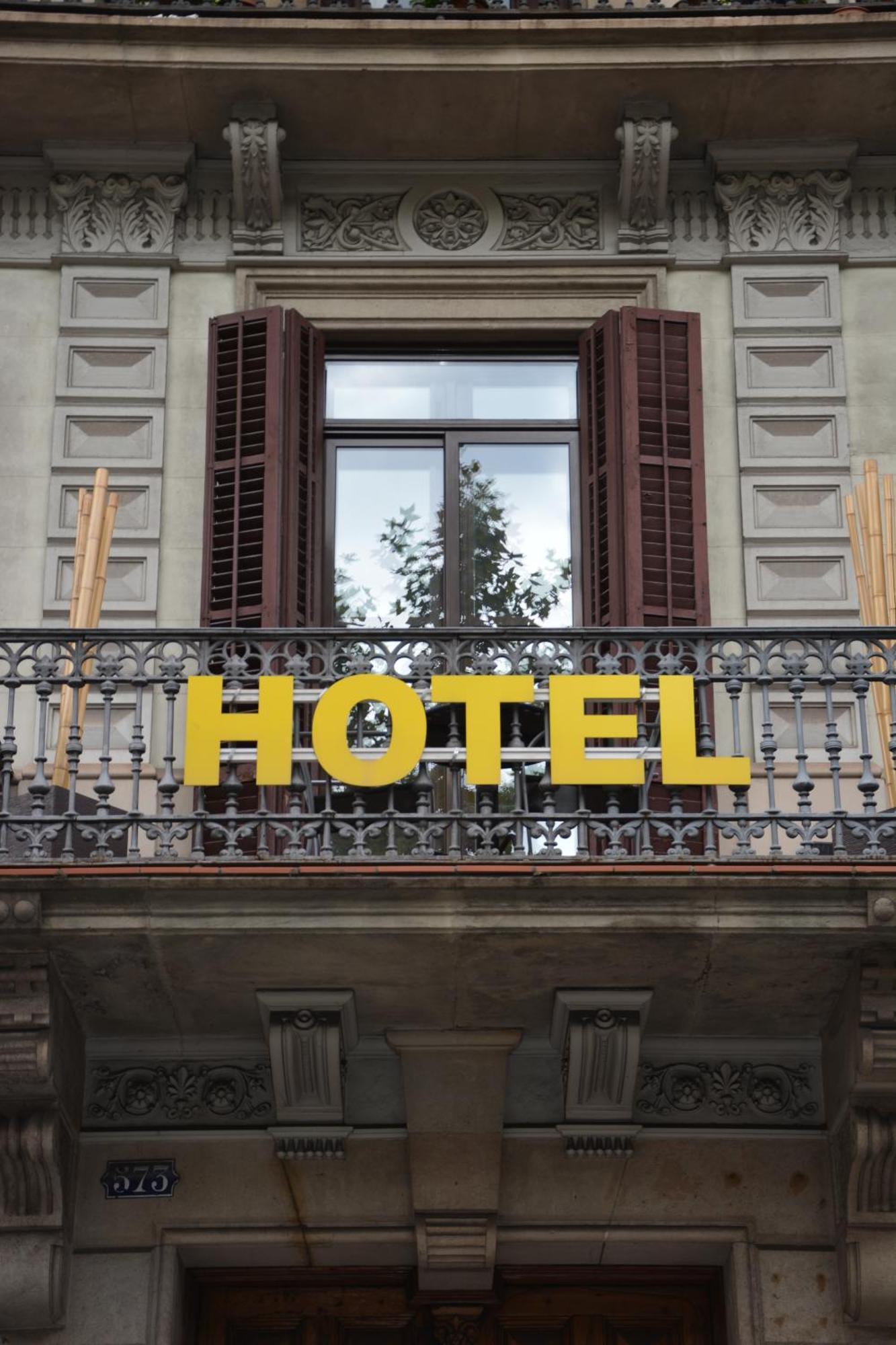 Center Gran Via Hotell Barcelona Exteriör bild