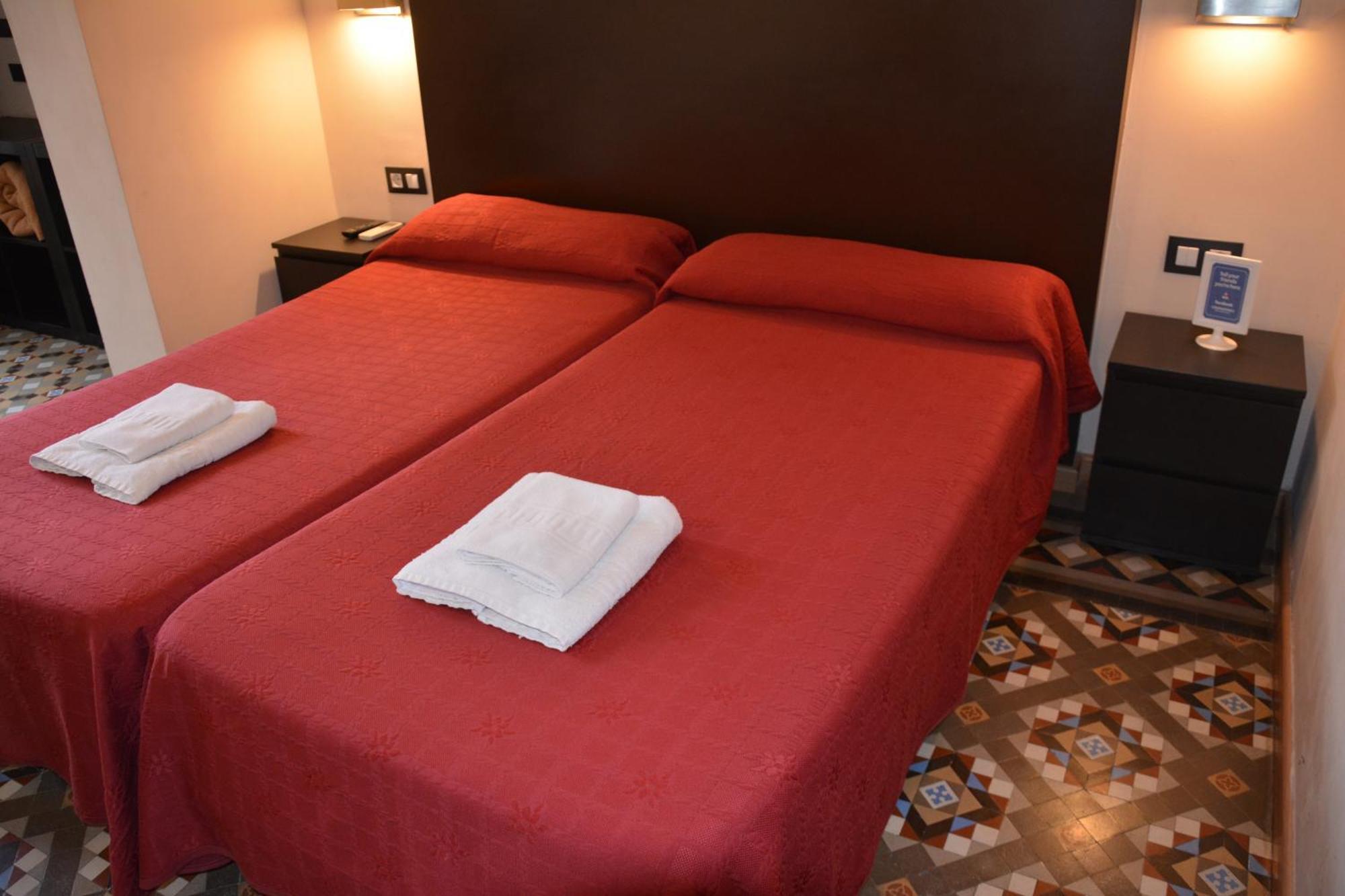 Center Gran Via Hotell Barcelona Exteriör bild